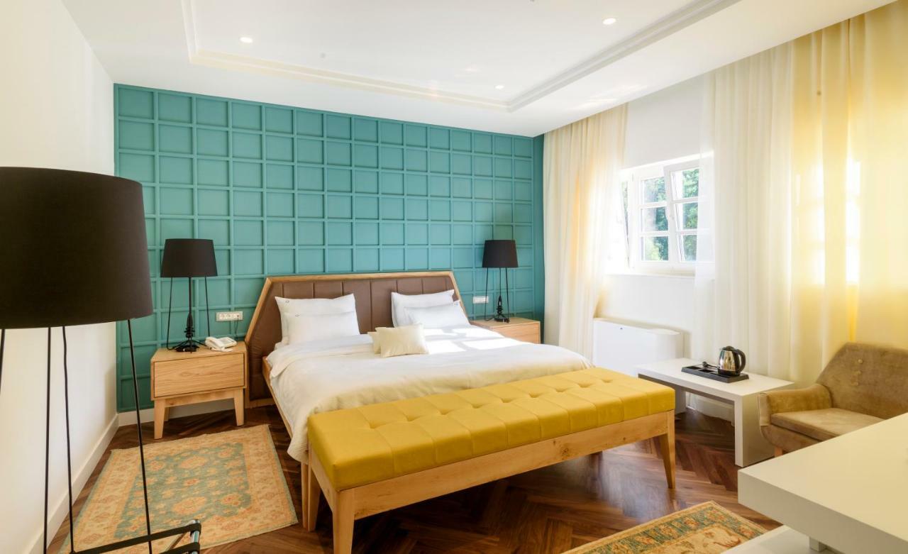 Hotel Gradska Cetinje Buitenkant foto