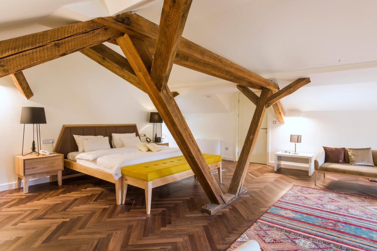 Hotel Gradska Cetinje Buitenkant foto